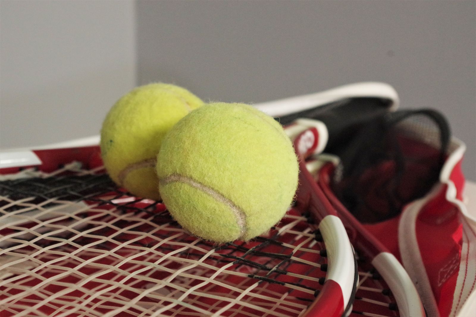 Artengo Carbon Tennis Rackets photo vintage