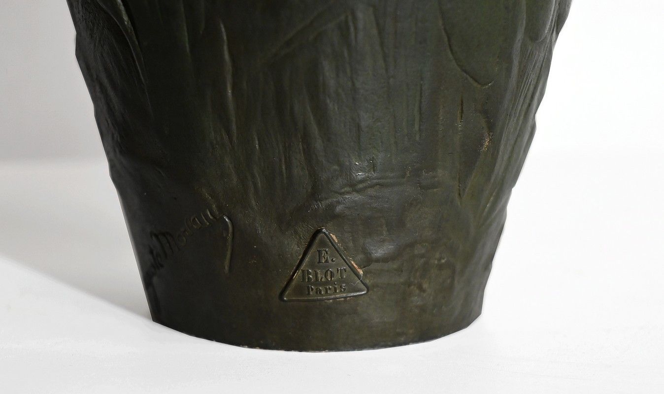 photo vintage Pair Of Spelter Vases, A. Moreau – Late 19th Century