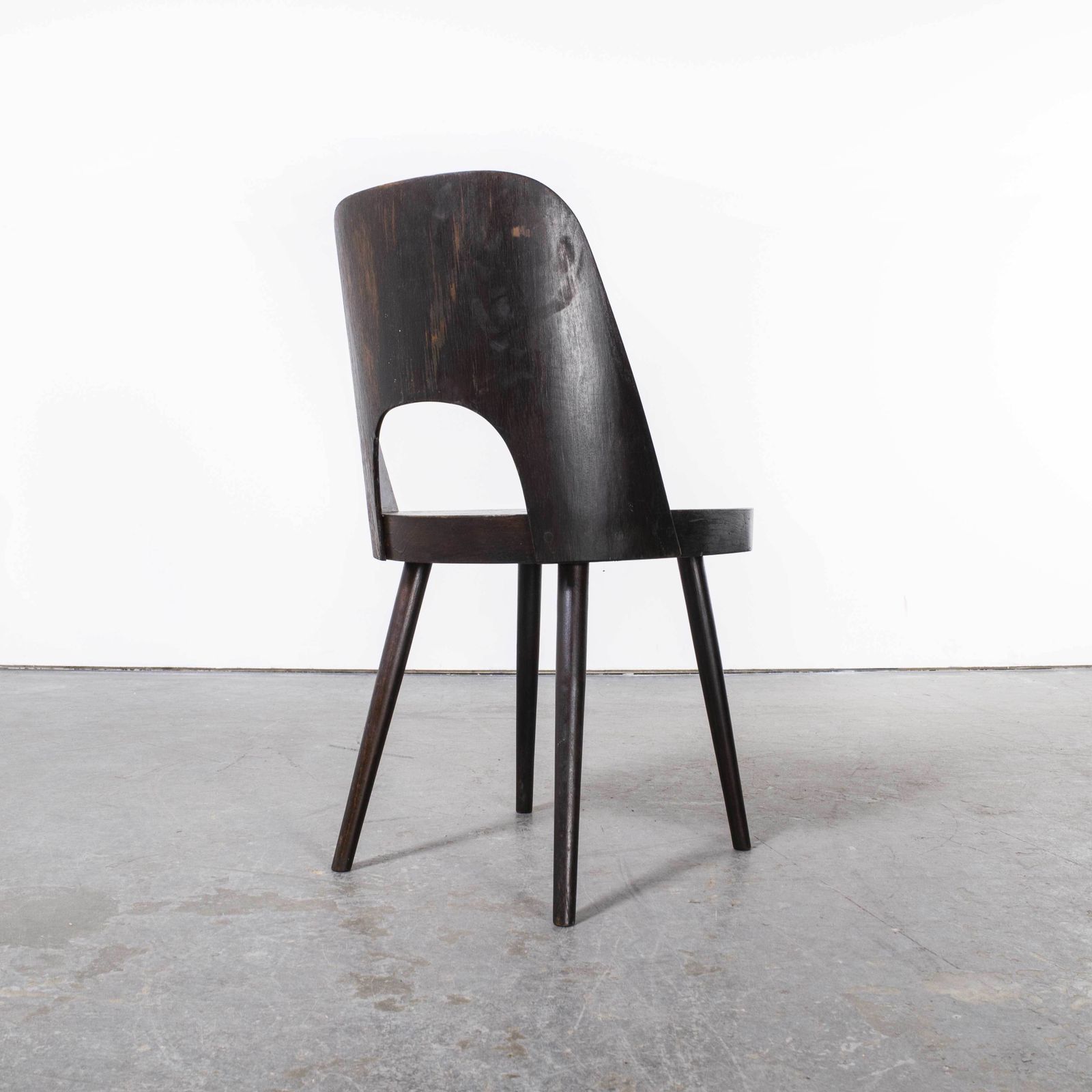 photo furniture 1950’s Dark Walnut Side Chair – Oswald Haerdtl Model 515 – Set Of Four