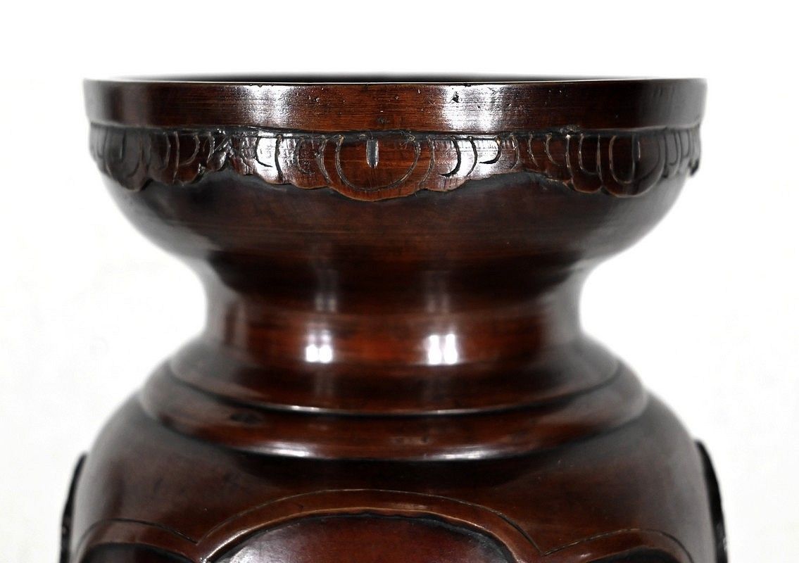 photo for sale Pair Of Bronze Vases, Asian Style   Xxth