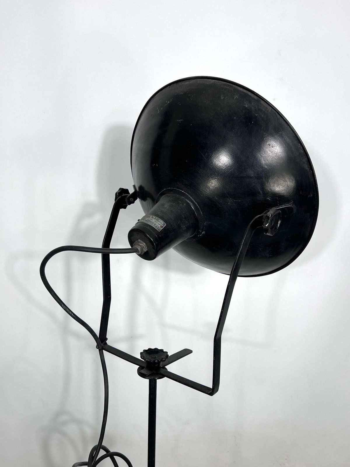 Mid Century Metal Studio Photographer Lamp. Italy 1940s photo vinterior