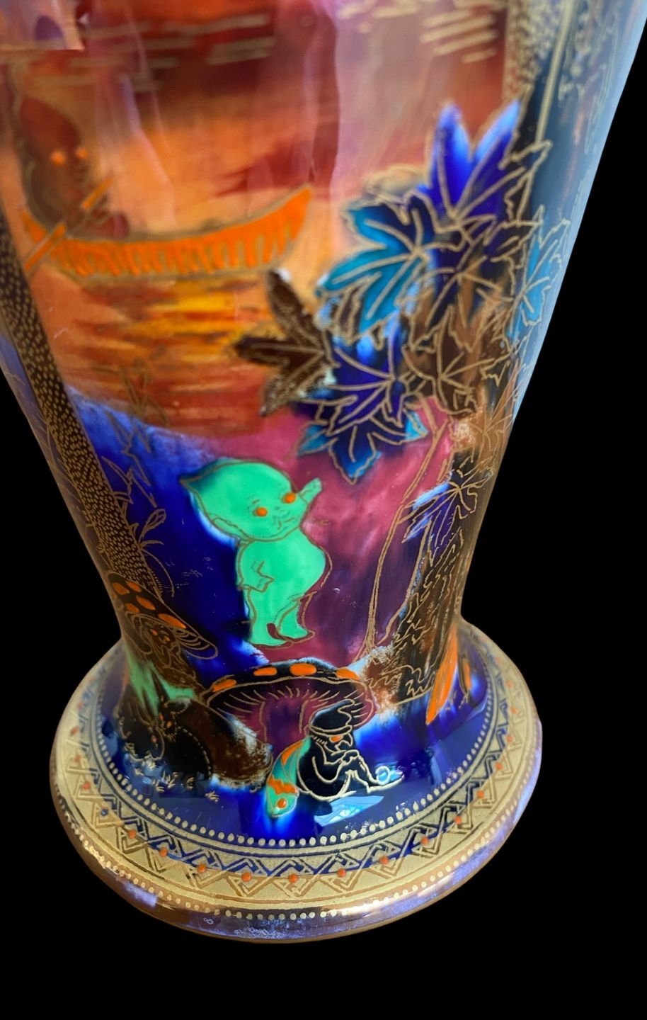 Wedgwood Fairyland Lustre Vase photo vinterior