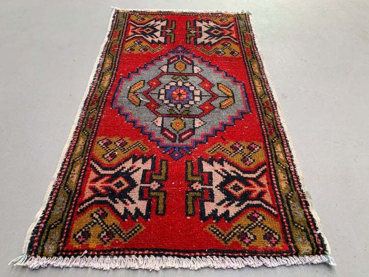 Small Vintage Turkish Rug 95x55 Cm, Short Runner, Tribal, Shabby Chic photo furniture