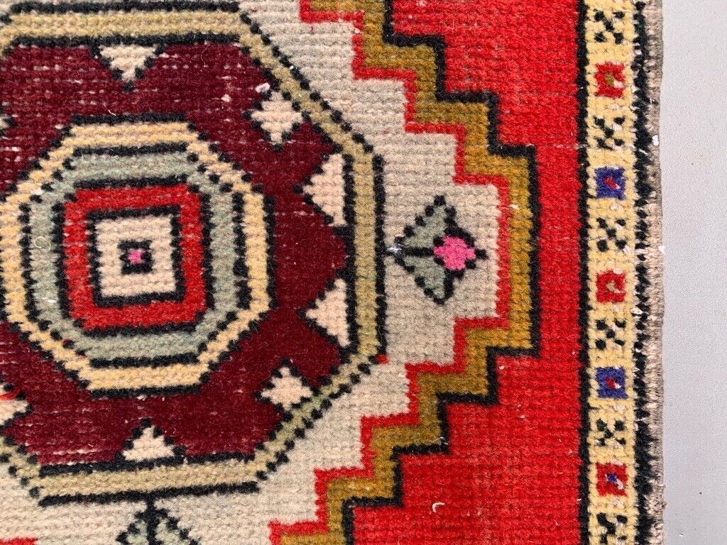 Small Vintage Turkish Rug 97x54 Cm, Short Runner, Tribal, Shabby Chic photo for sale