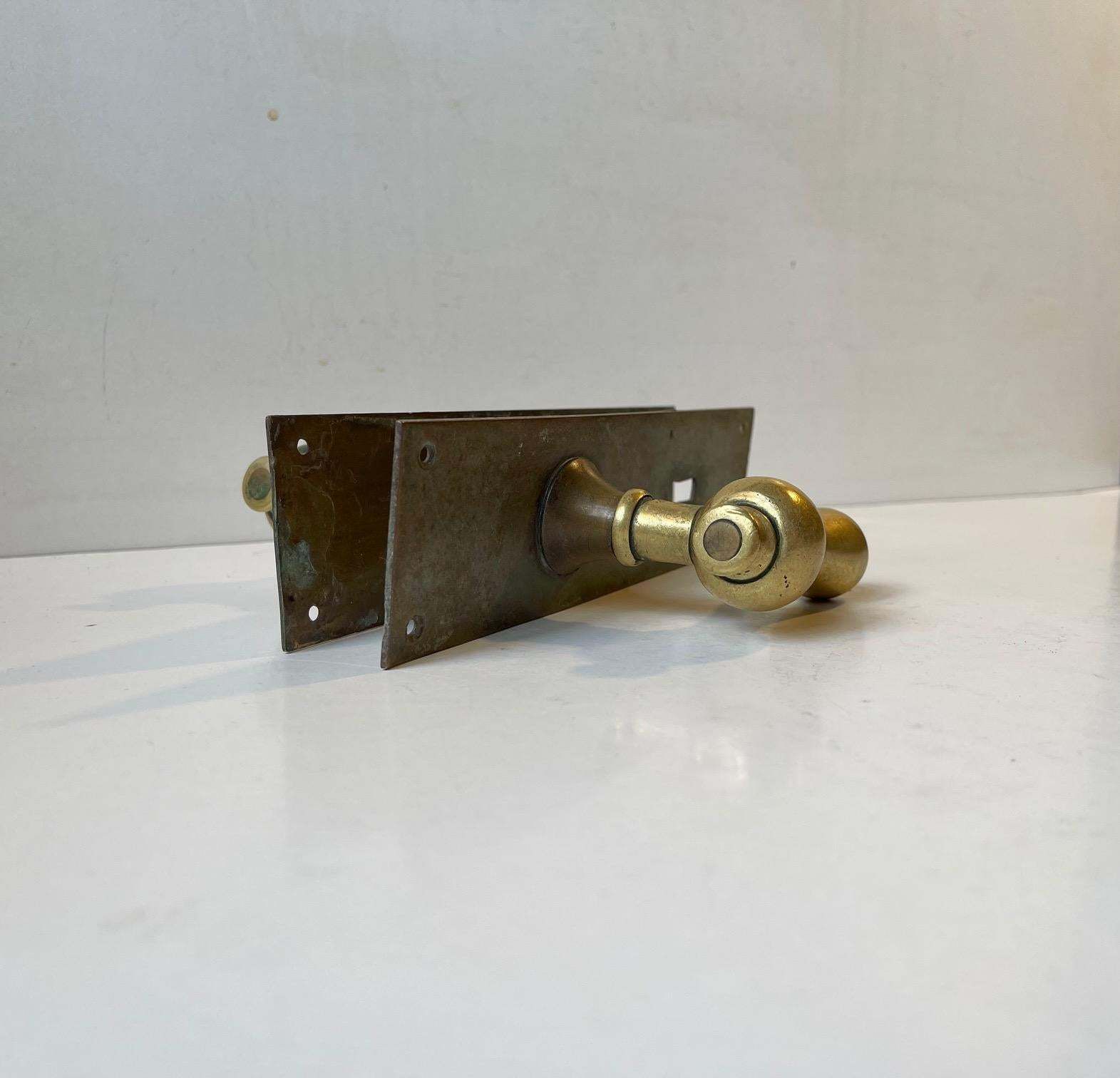 Bauhaus Era Door Handle Set In Bronze And Brass, 1930s, 1 Set photo vinterior