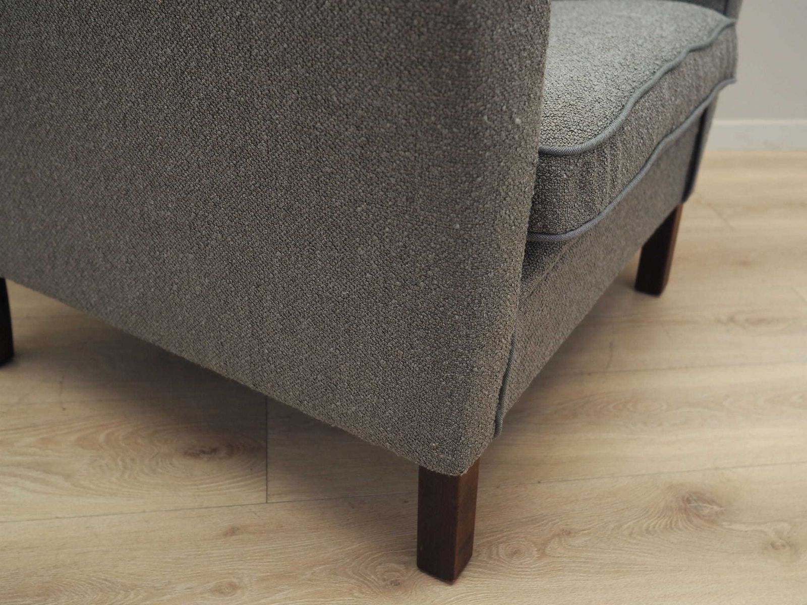 1449.0 Wingback Armchair, Danish Design, 1970s, Production: Denmark photo