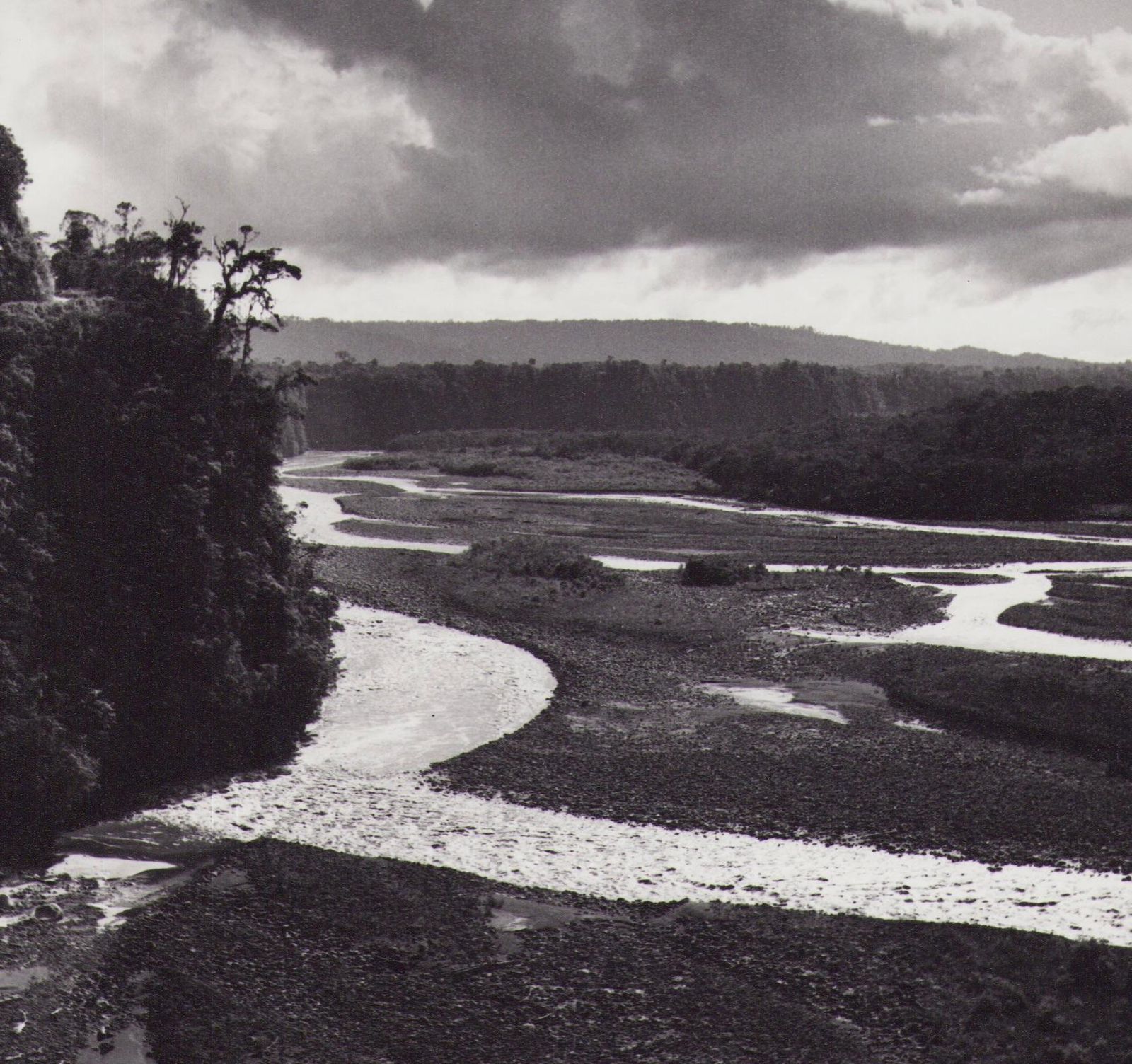 Hanna Seidel Ecuador, Rio Pastaza, Black And White Photography, 1960s photo furniture