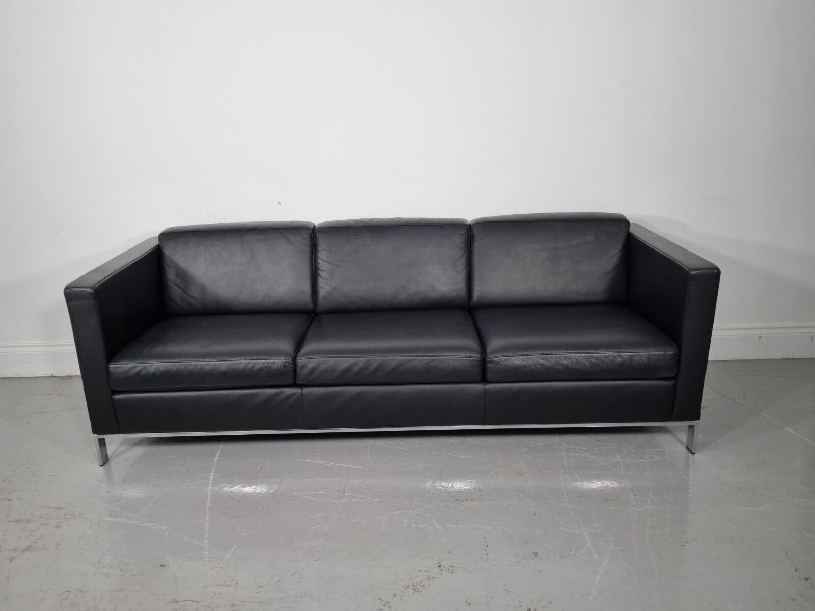 Walter Knoll Foster 500 3  Seater Sofa In Black Leather, Mint Condition photo furniture