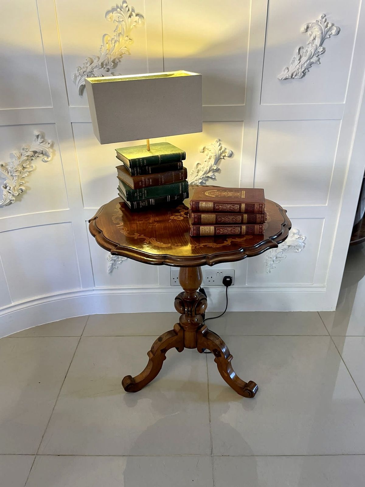 Outstanding Quality Large Antique Walnut Marquetry Inlaid Lamp Table photo for sale
