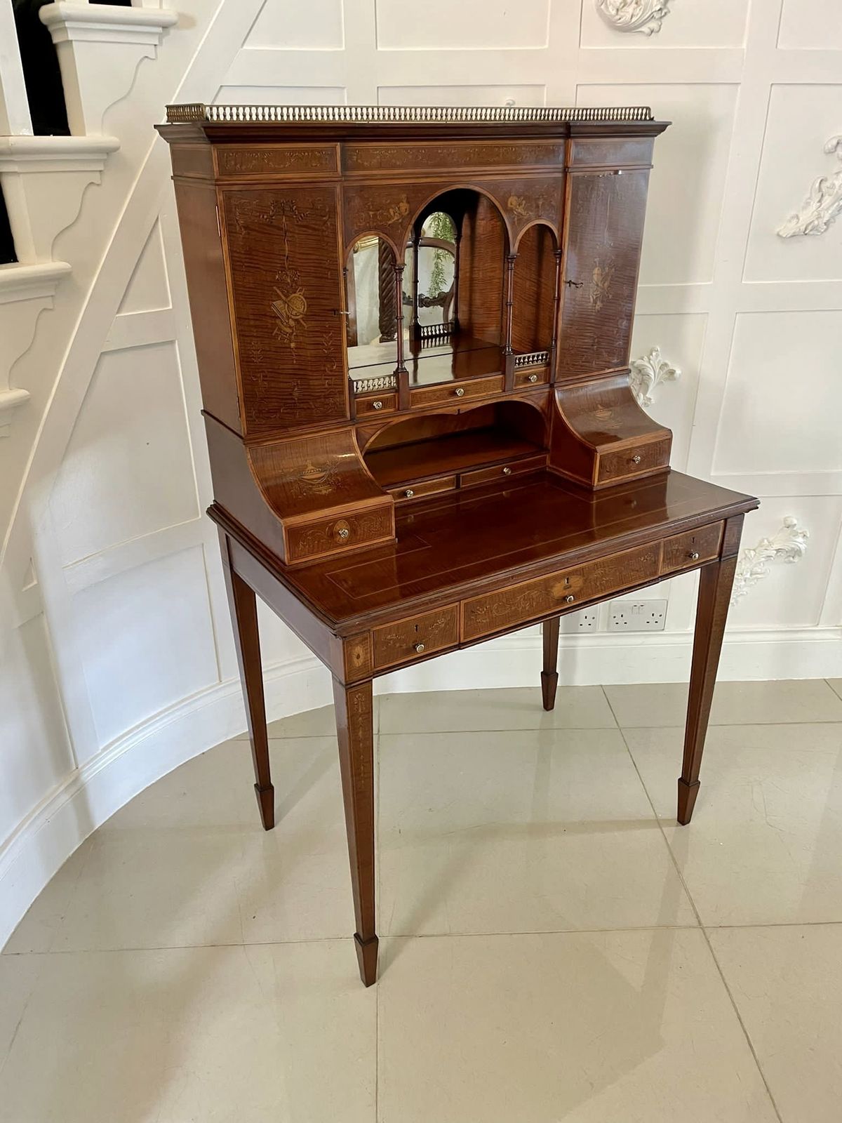 Outstanding Quality Antique Inlaid Mahogany Freestanding Desk