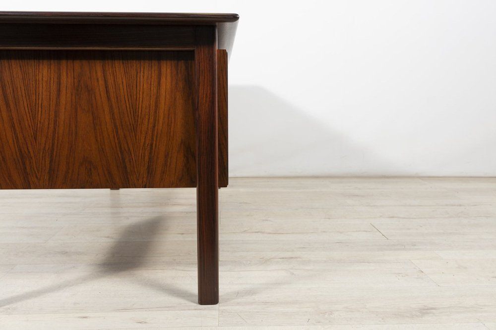 Mid Century Rosewood Desk By Willy Sigh For H. Sigh And Søn 1960s photo vinterior