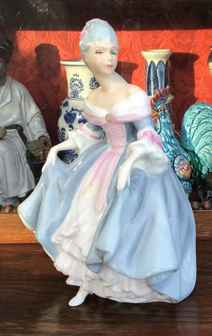 Vintage Royal Doulton Hn 2425 Southern Belle Blue/Grey Dress | Royal  Doulton | Vinterior