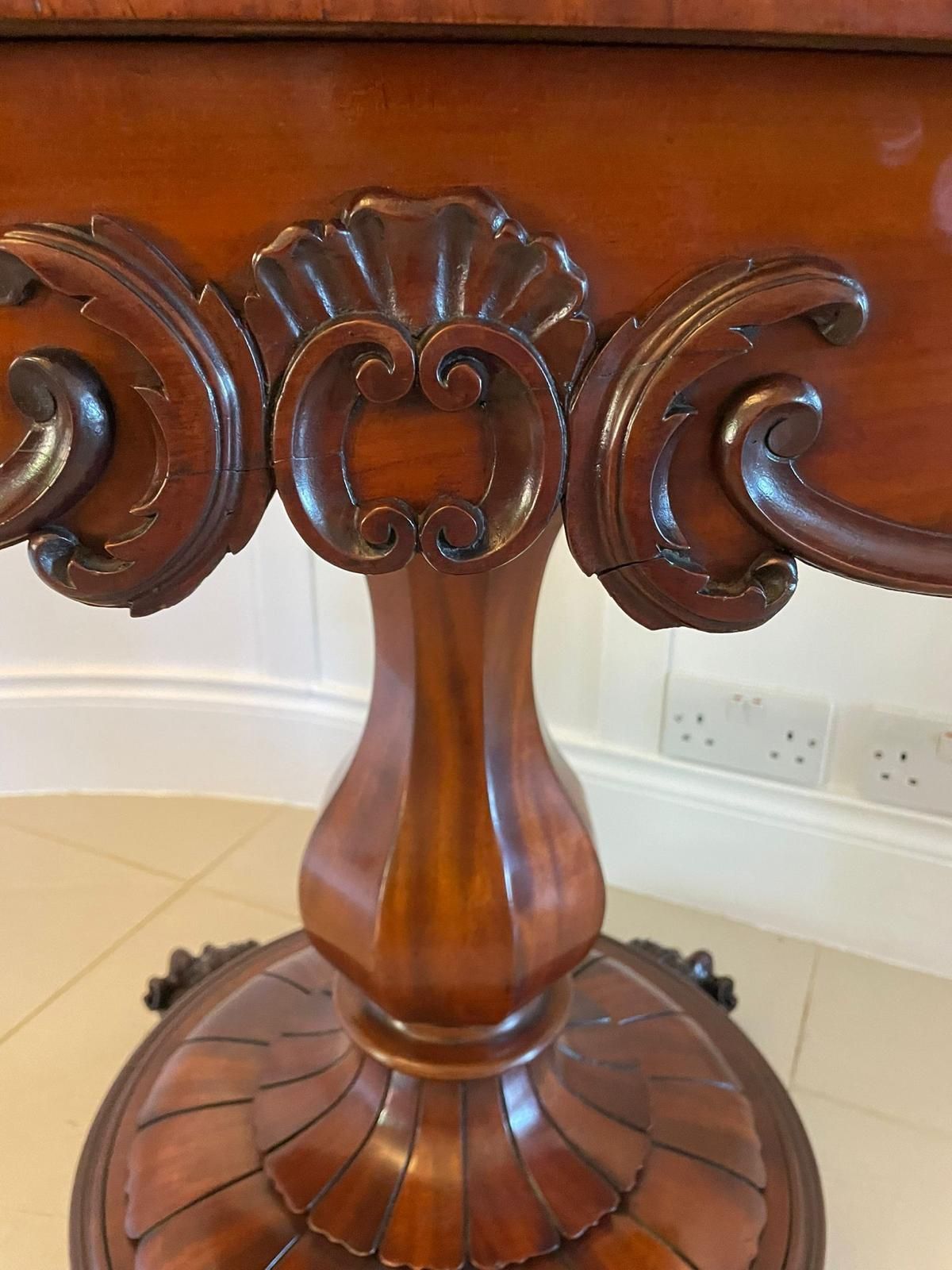 photo furniture Outstanding Quality Antique Mahogany Card Table