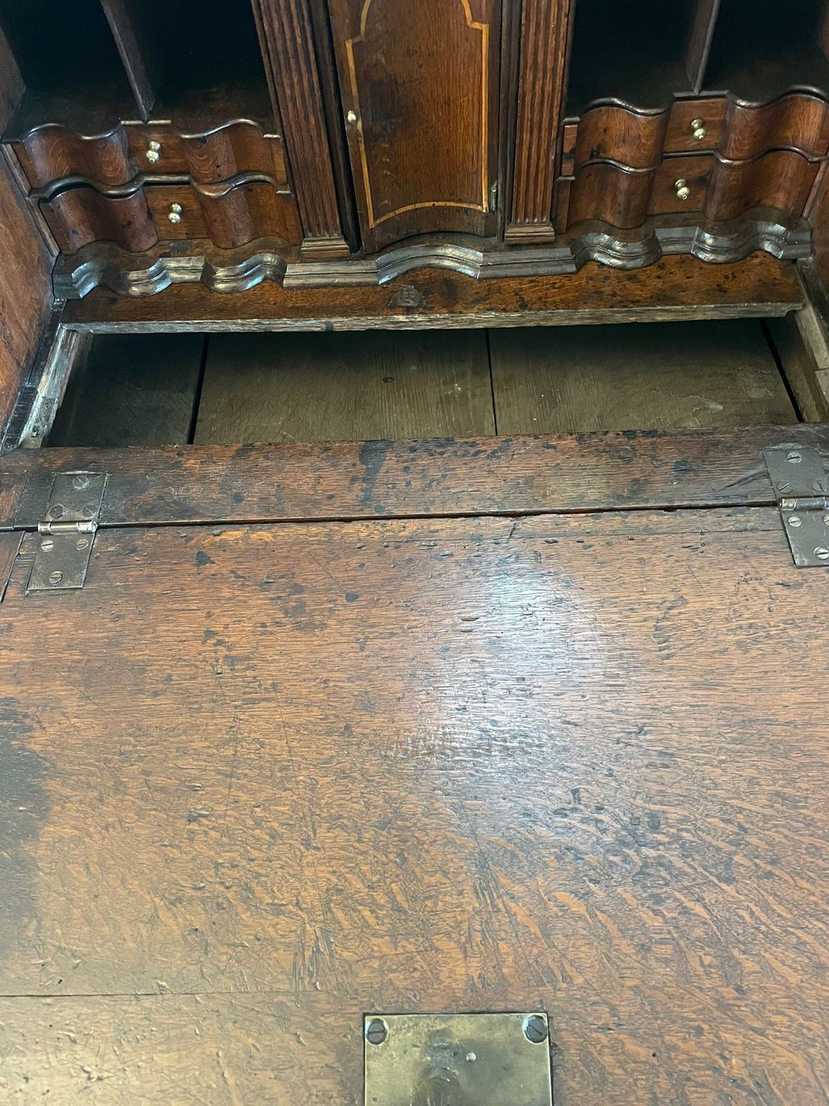 17th Century Antique Quality Oak Bureau With Outstanding Interior photo buy