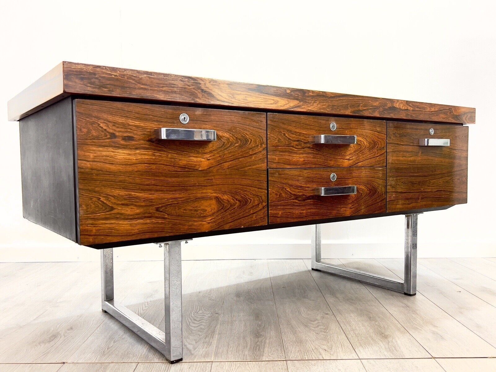 Trevor Chinn & Ray Leigh For Gordon Russell Prestige Rosewood & Chrome Sideboard photo furniture
