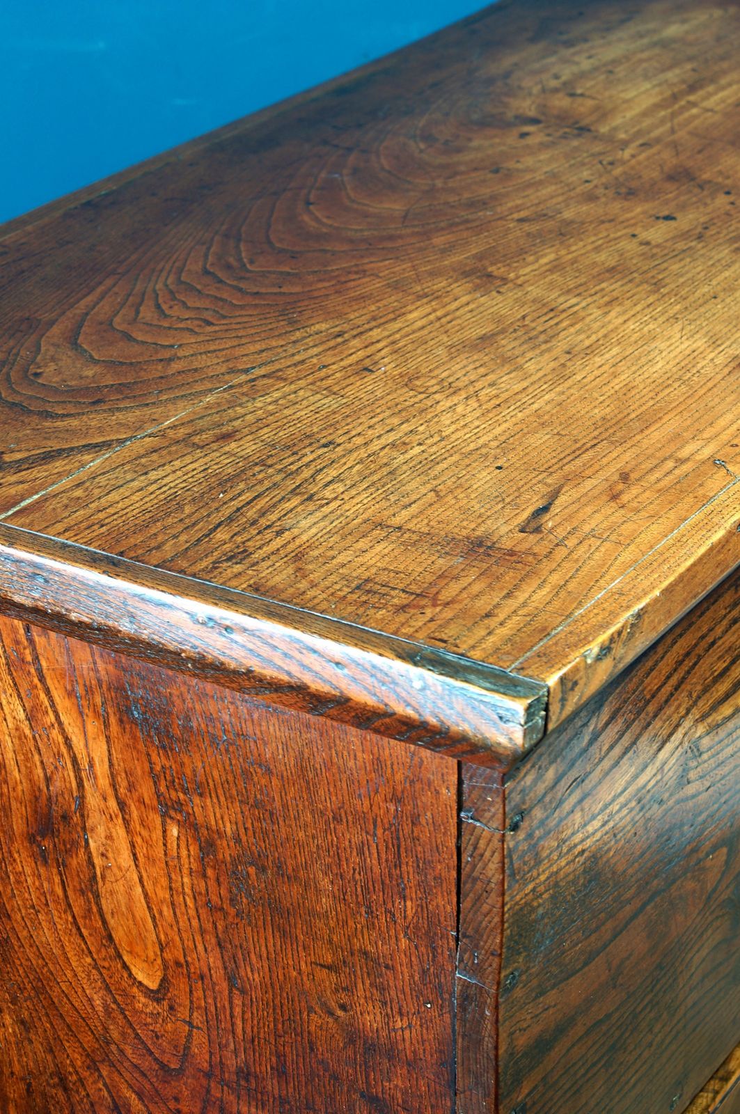 photo for sale Georgian Elm Mule Chest.