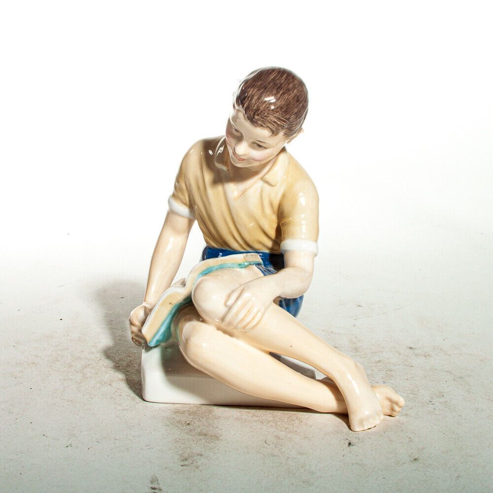 Royal Doulton Character Figure 'Treasure Island' Hn2243 Made In England