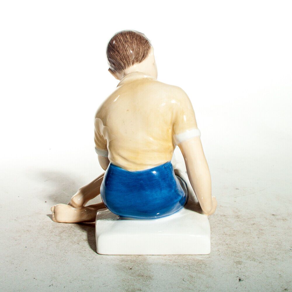 Royal Doulton Character Figure 'Treasure Island' Hn2243 Made In England photo for sale