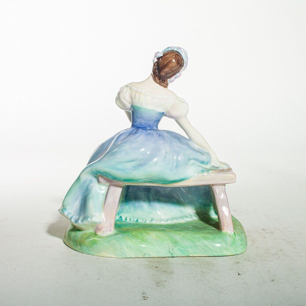 Royal Doulton Character Figure 'Giselle' Hn2139 Made In England photo for sale