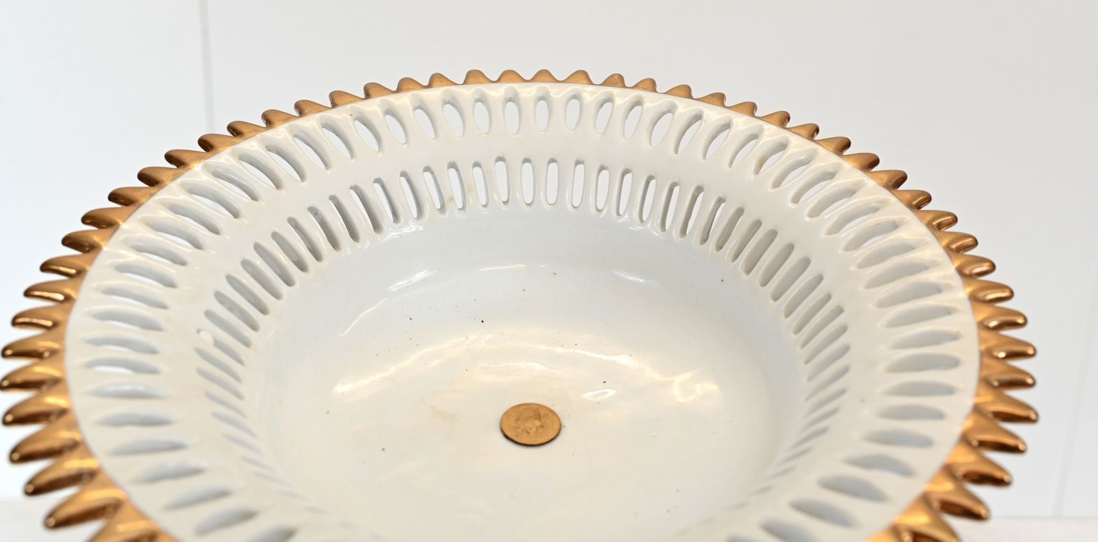 Pair Meissen Porcelain Comports Plate Stand Dishes photo 445.0