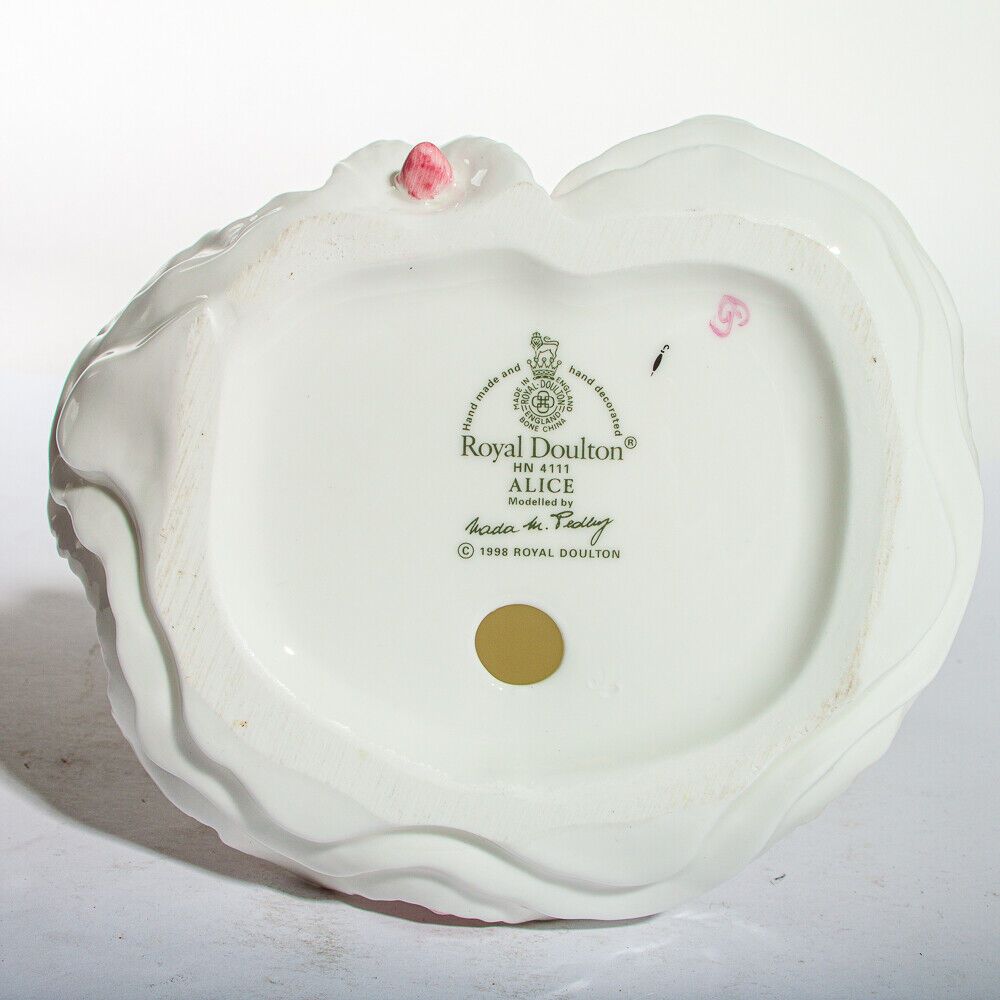 Royal Doulton Ladies Figure Alice Uk Made photo vinterior