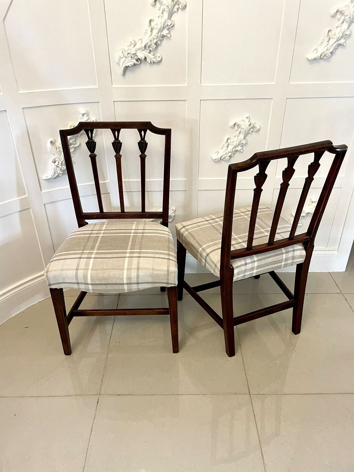 photo vinterior Fine Set Of 8 Antique Mahogany Dining Chairs