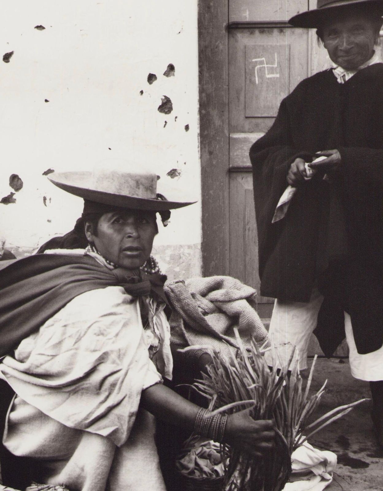 Hanna Seidel Ecuador, Seller, Market, Black And White Photography, 1960s photo furniture