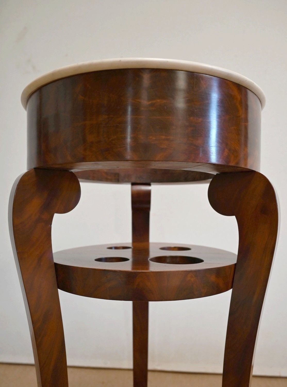 Important Athenian Barbière, In Burl Mahogany Veneer, Empire Period   Early 19th Century photo vinterior