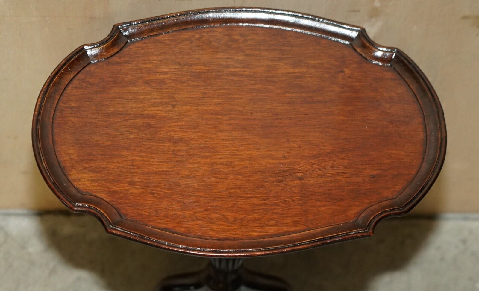 Vintage Oval Mahogany Carved Legs Pie Crust Edge Quad Lamp Side End Wine Table photo buy