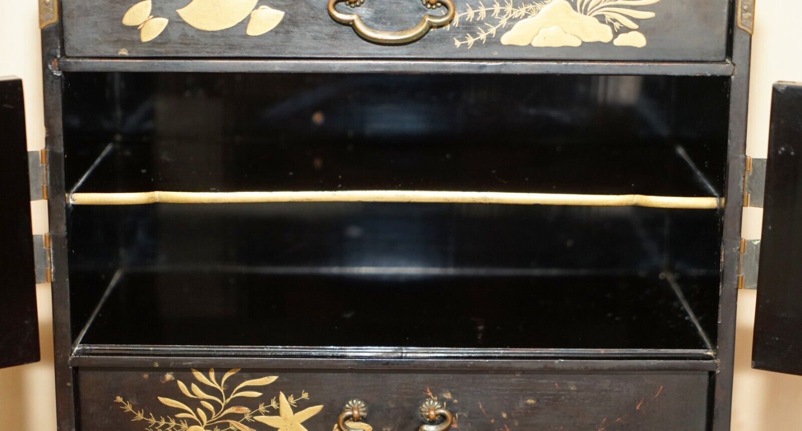 Home Decor Fine Antique Collectable Chinese Table Top Cabinet Jewellery Collectors Storage photo