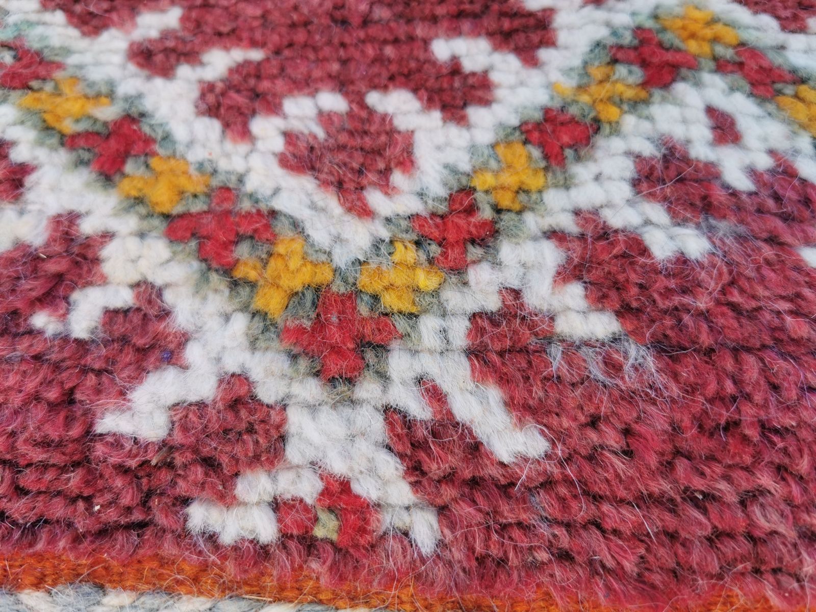 photo furniture No Custom Fee. 255x150cm. Traditional Handmade Moroccan Berber Rug Made Of Camel Hair Genuine Berber Carpet