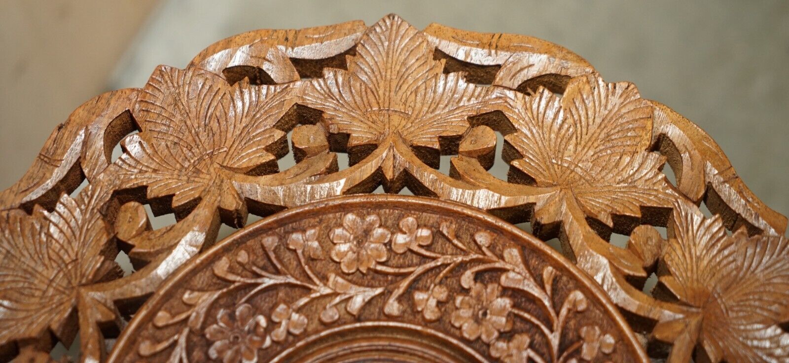 photo furniture Fine Carved Burmese Antique Octagonal Side End Lamp Wine Folding Table Liberty