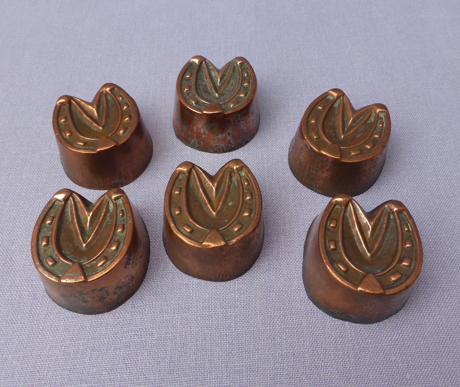 Set Of 6 Copper Horseshoe Shaped Aspic Moulds photo for sale