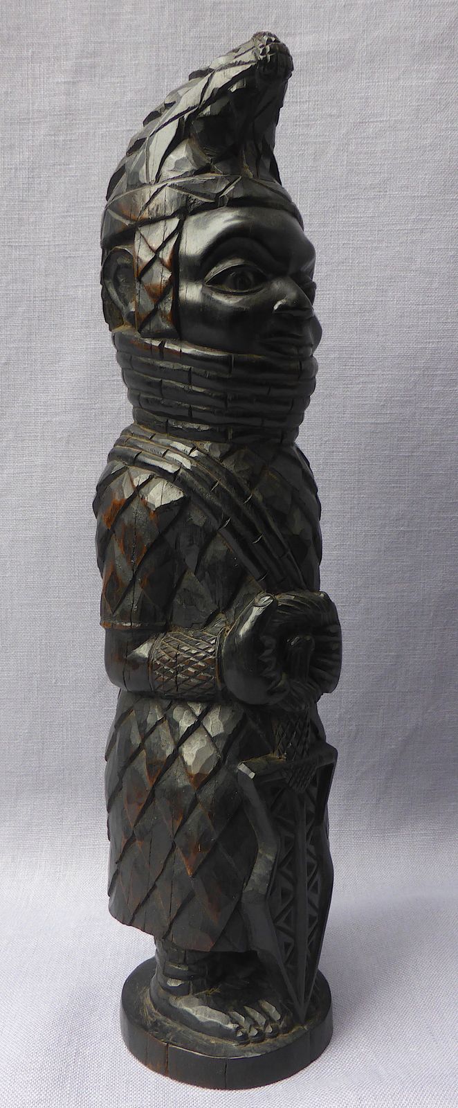 Carved Ebony Tribal Figure Of The Benin Oba Of Nigeria photo 100.0