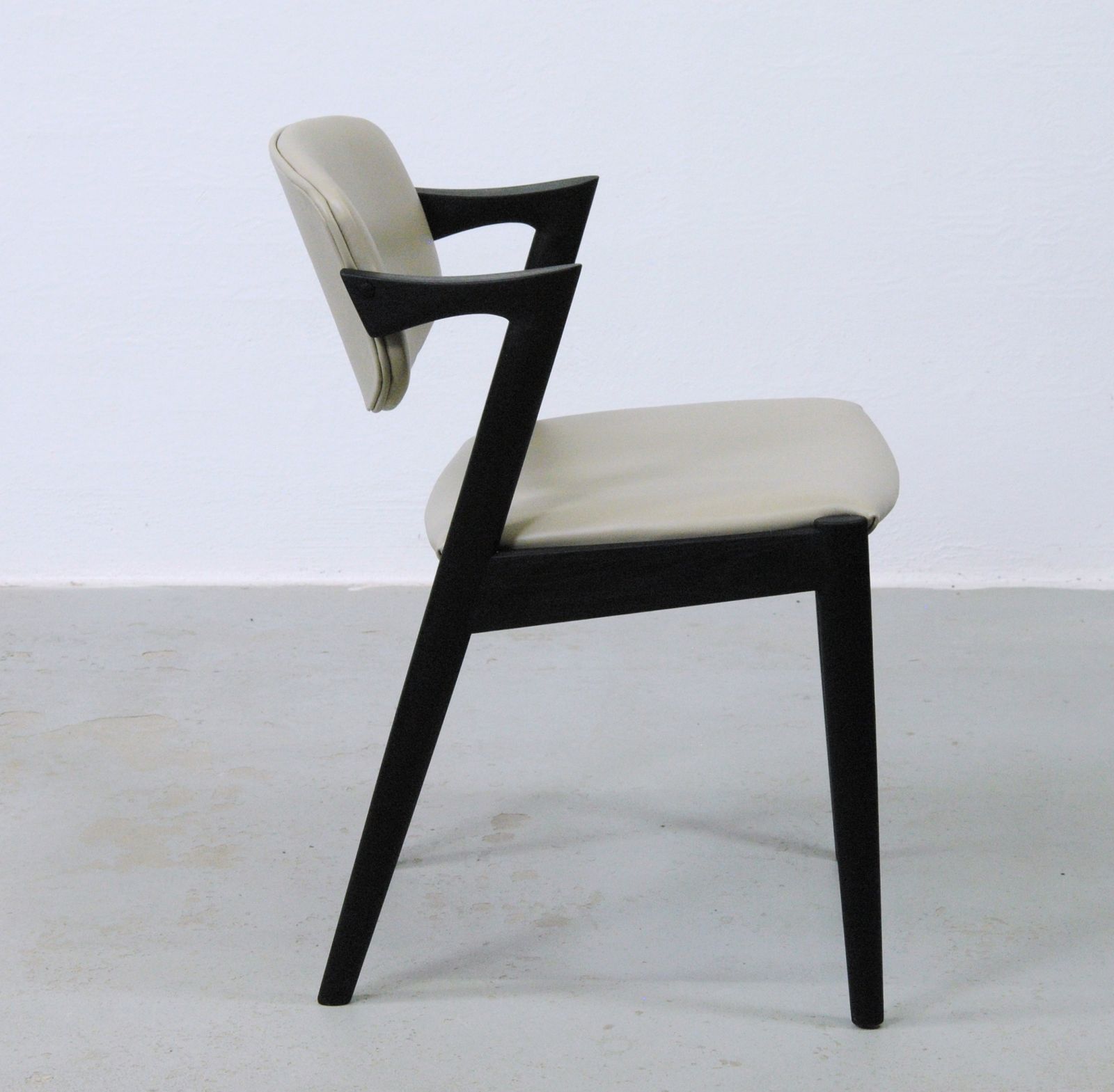 Set Of 8 Fully Restored And Ebonized Kai Kristiansen Dining Chairs Inc. Custom Reupholstery 1960's photo vinterior