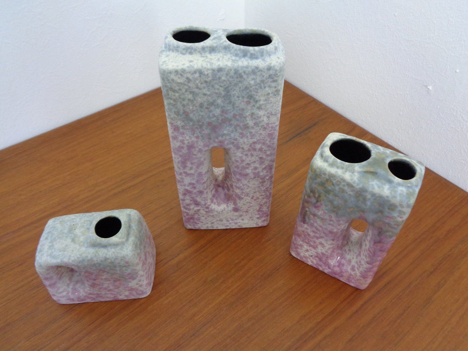 Pink Vases From ü Keramik, 1970s, Set Of 3 photo vintage