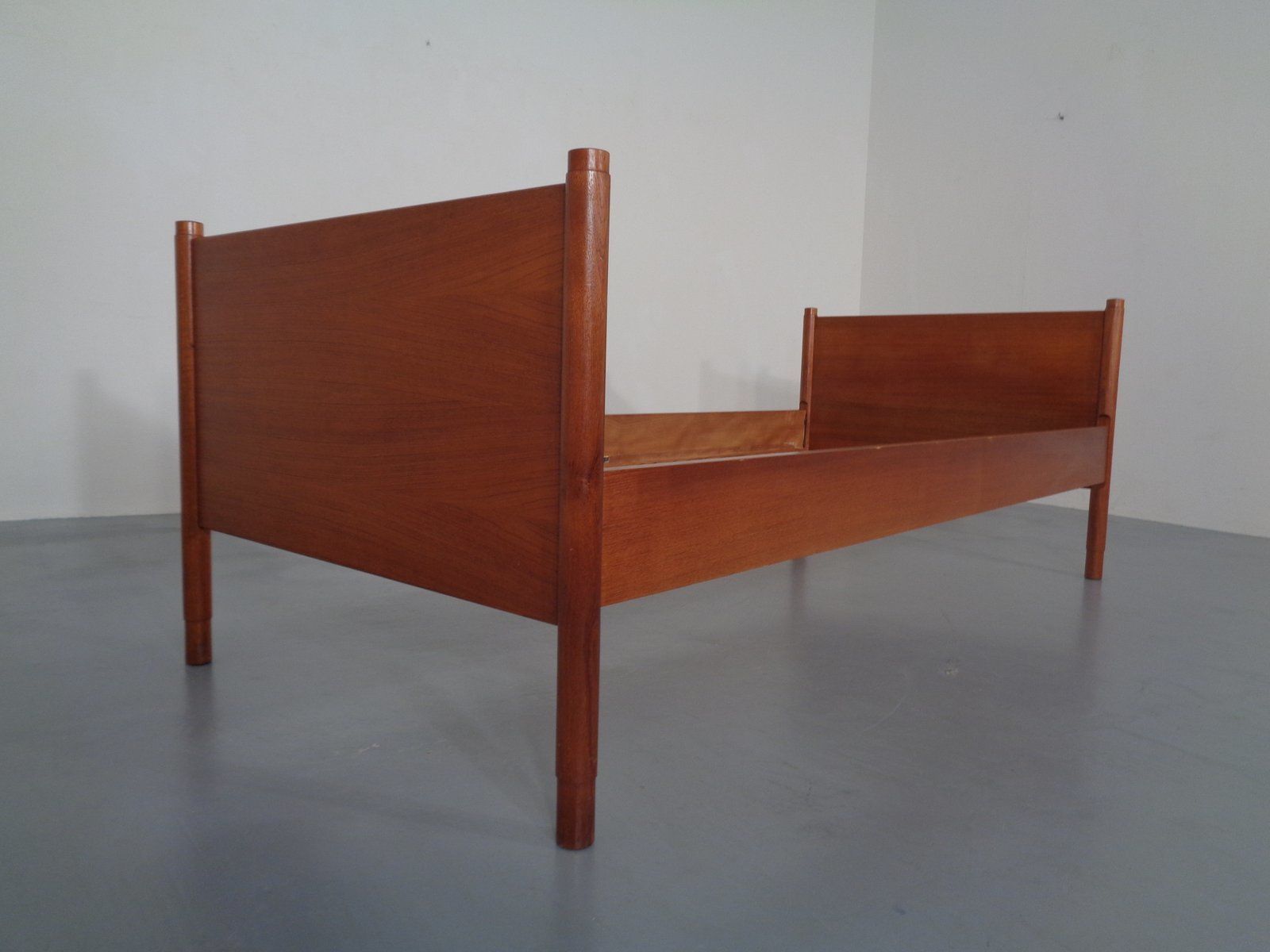 Teak Single Bed By Børge Mogensen For Søborg Møbelfabrik, 1960s photo buy