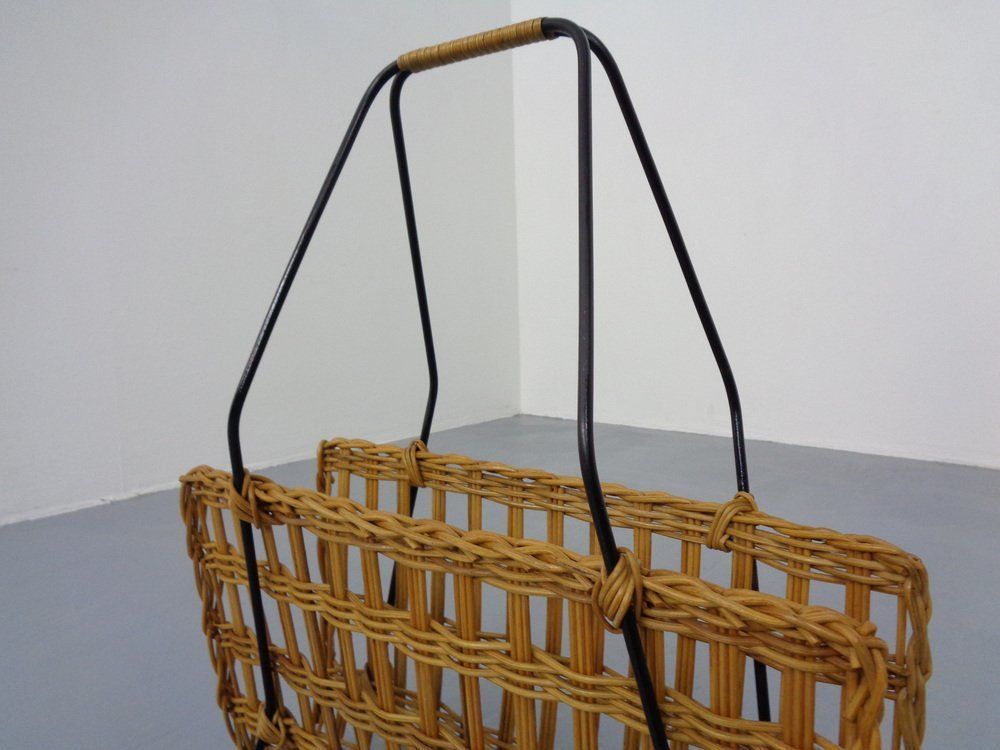 219.0 Magazine Rack In Filigree Rattan And Steel, 1960s photo