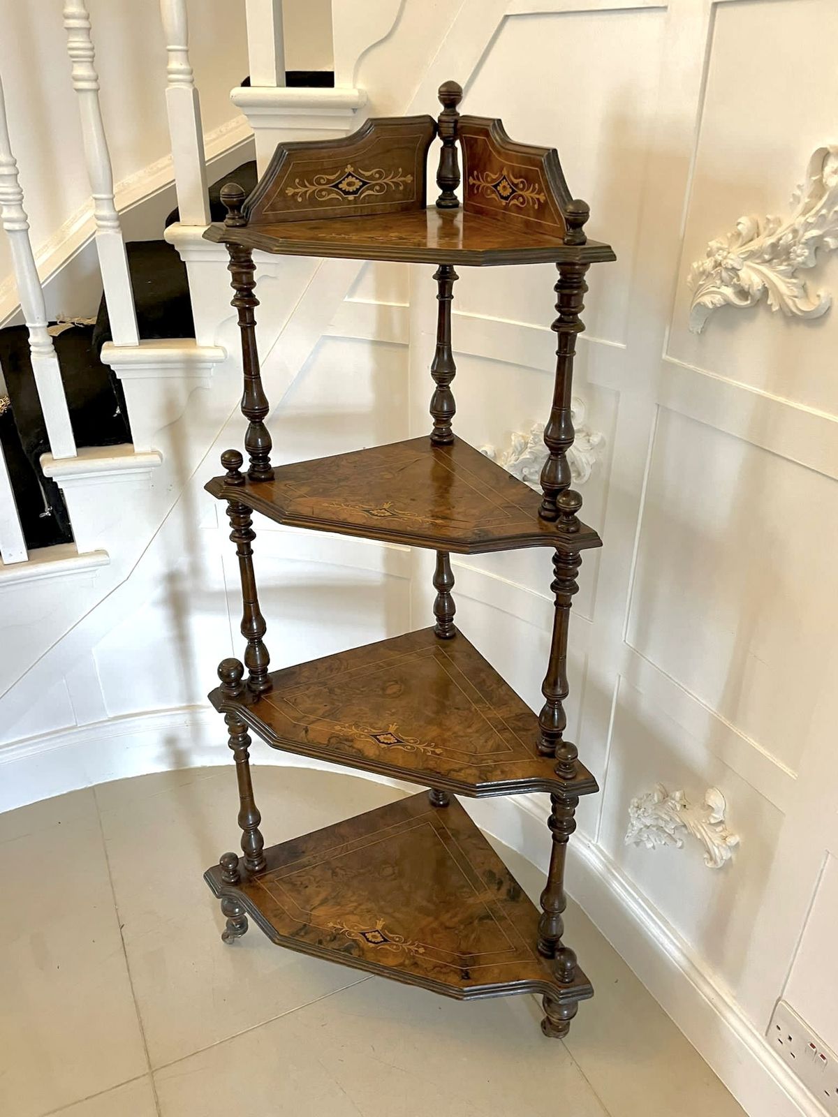 Quality Antique 19th Century Inlaid Walnut Four Tier Corner Whatnot