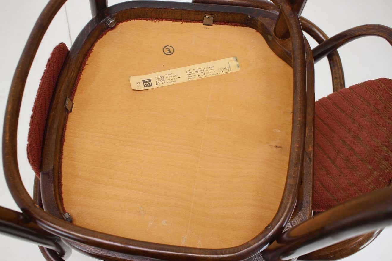 photo vinterior Set Of Two Bentwood Chairs, Ton 1989