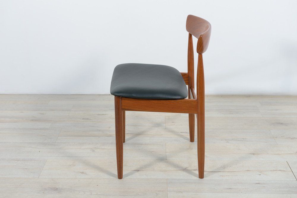 photo furniture Mid Century Danish Teak Chairs From Farsö Stolefabrik, Denmark, 1960s, Set Of 6
