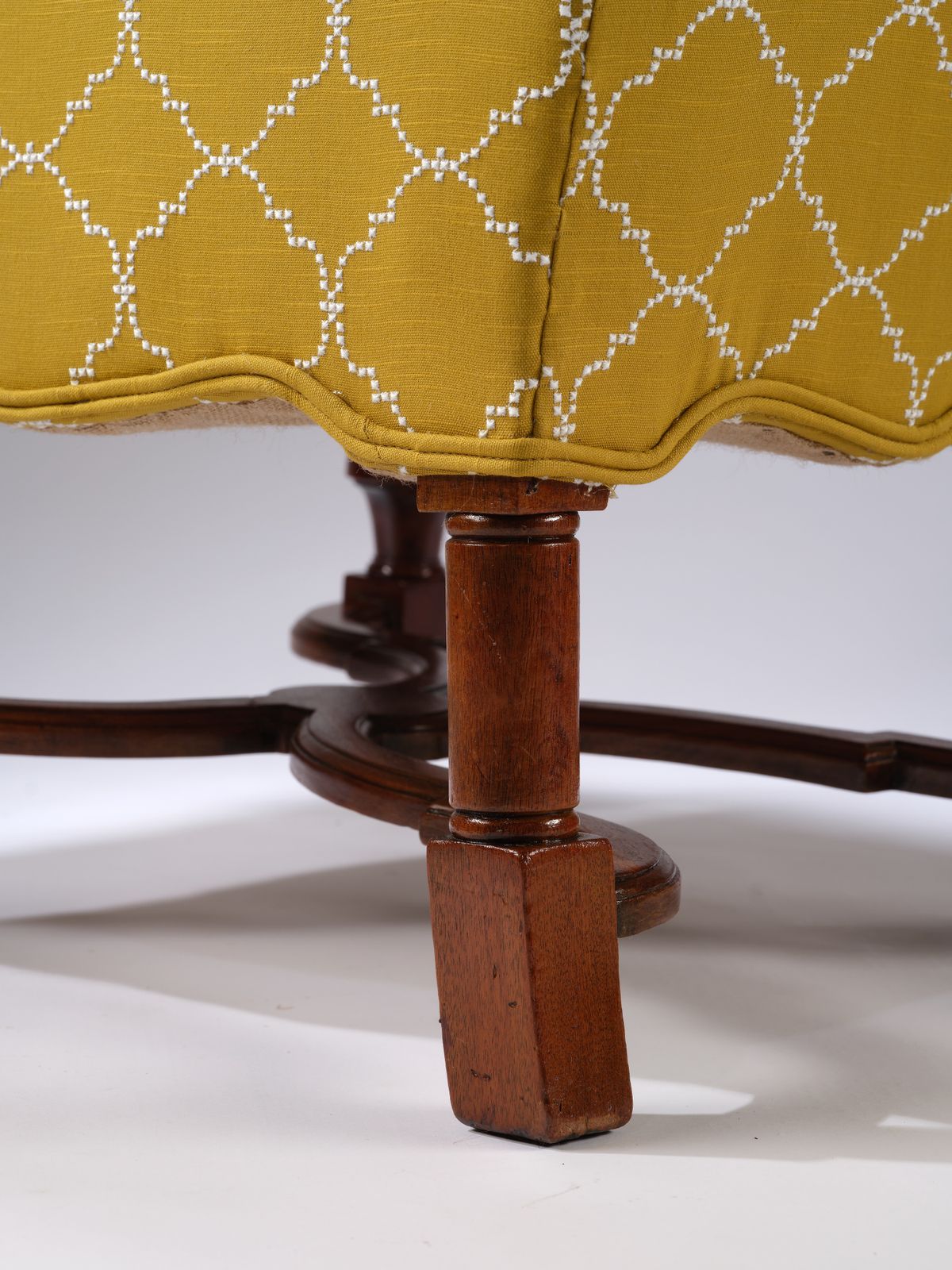Gorgeous, Lovely Proportioned, Fully Restored & Newly Reupholstered Antique William & Mary Style Armchair, Circa 1900's photo vintage