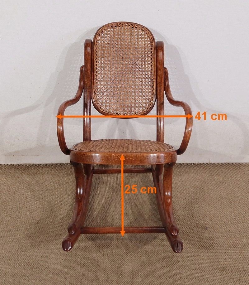 photo buy Beech Children's Rocking Chair, Maison Thonet – 1910