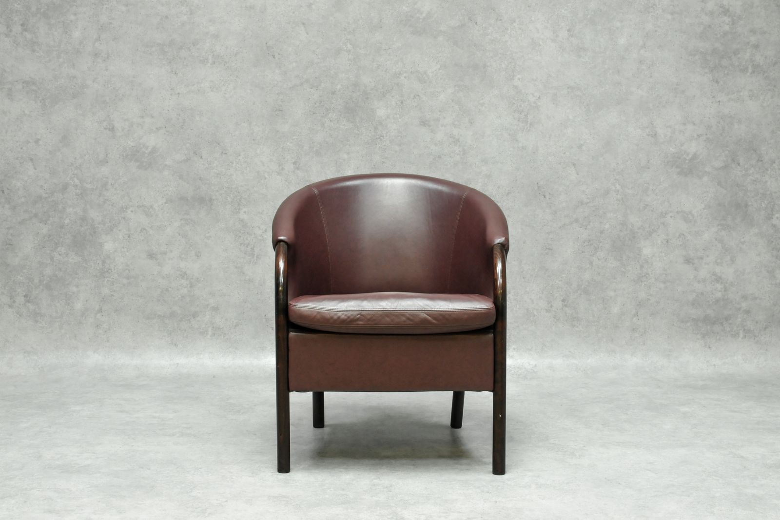 Opus Armchair, 1980s, Vintage photo furniture