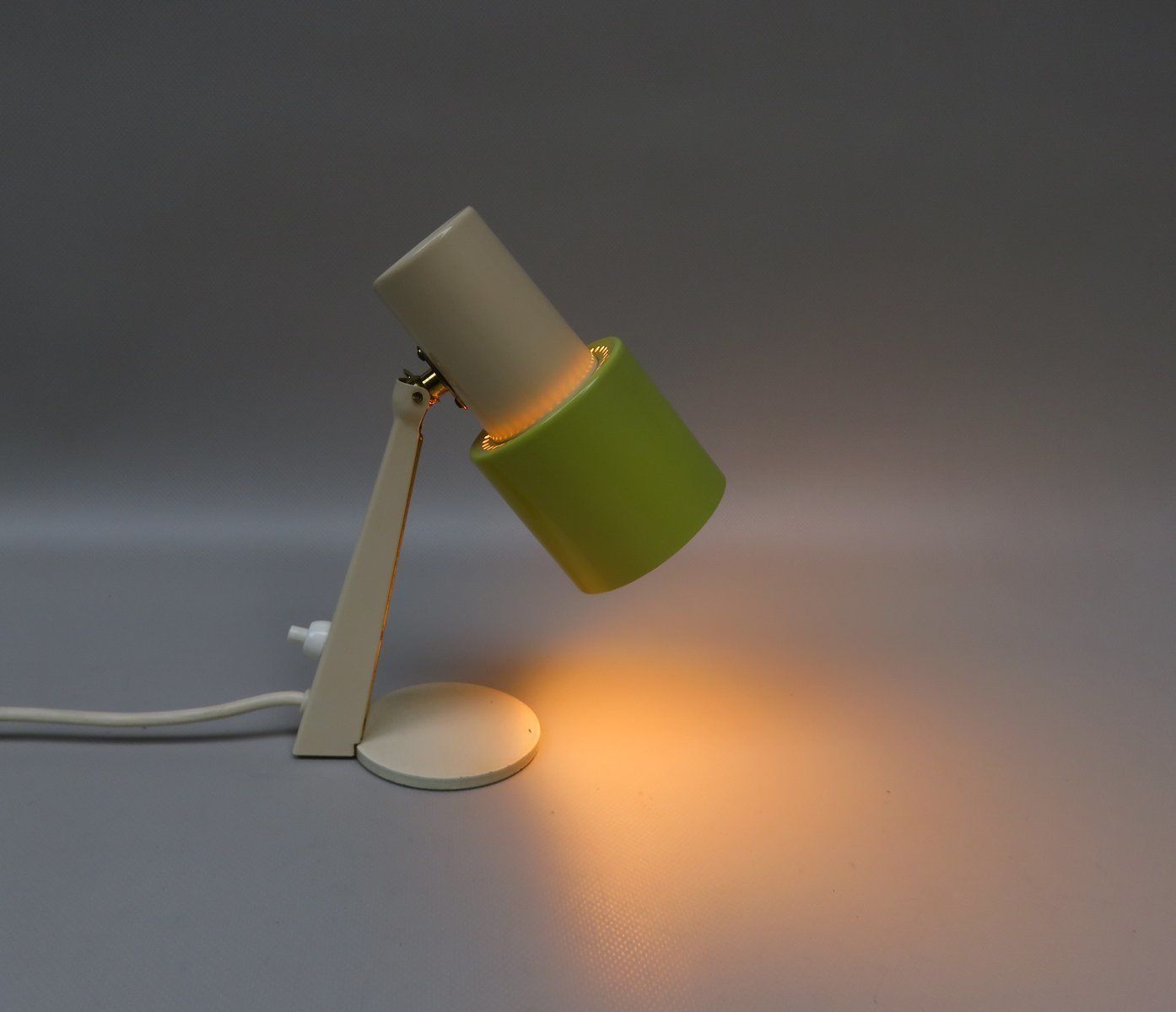 photo furniture Small Table Lights In Beige And Green Brass 1960s Set Of 2