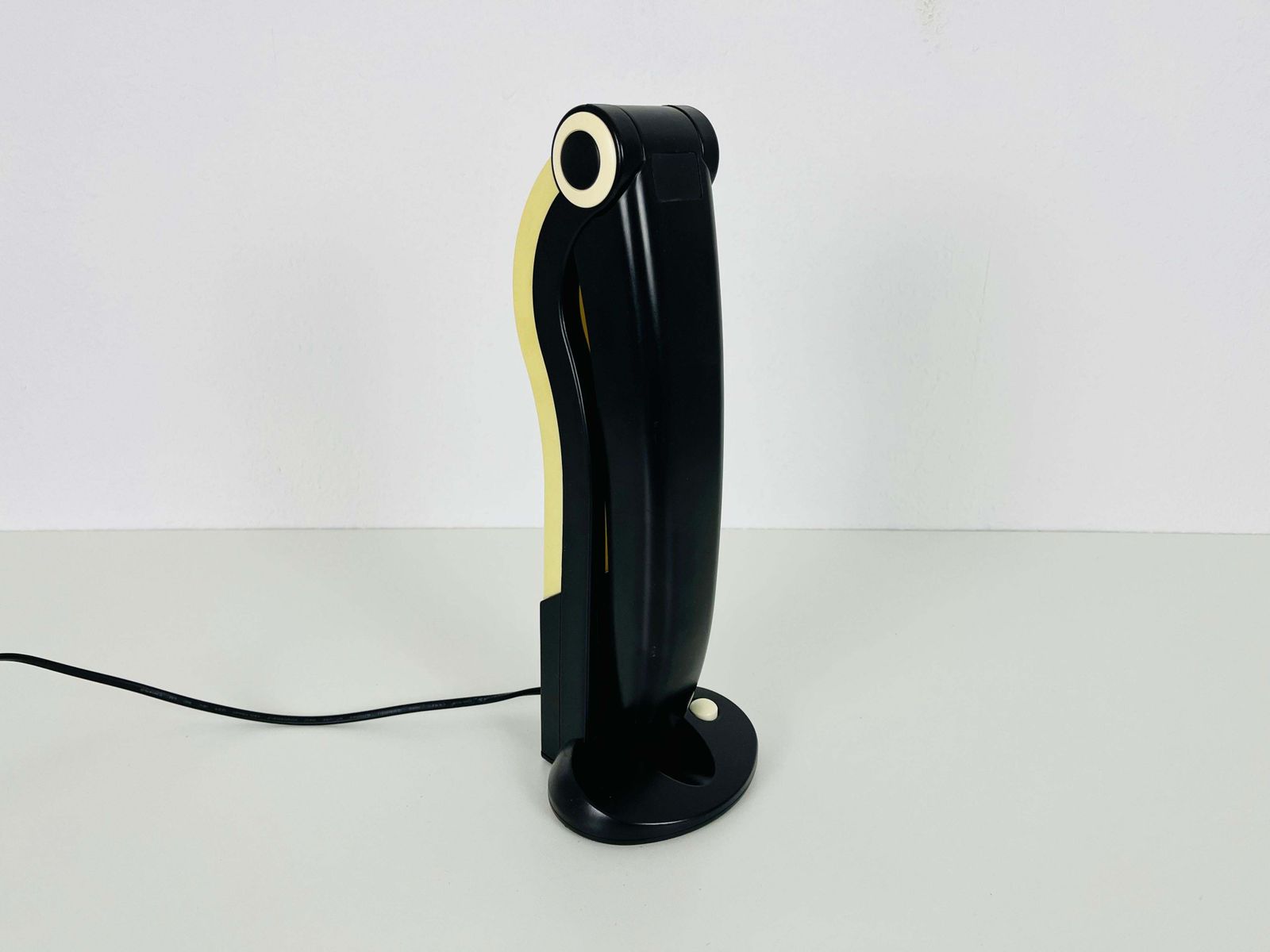 Black Toucan Table Lamp By H.T. Huang For Huangslite, 1990s photo buy