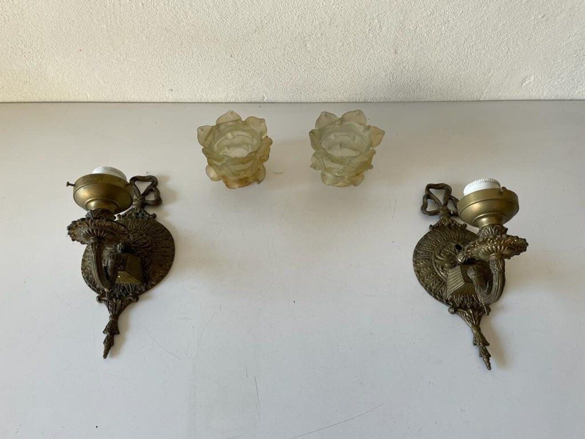 photo furniture Unique French Flower Shaped Smoke Glass & Brass Pair Of Sconces, 1940s, France