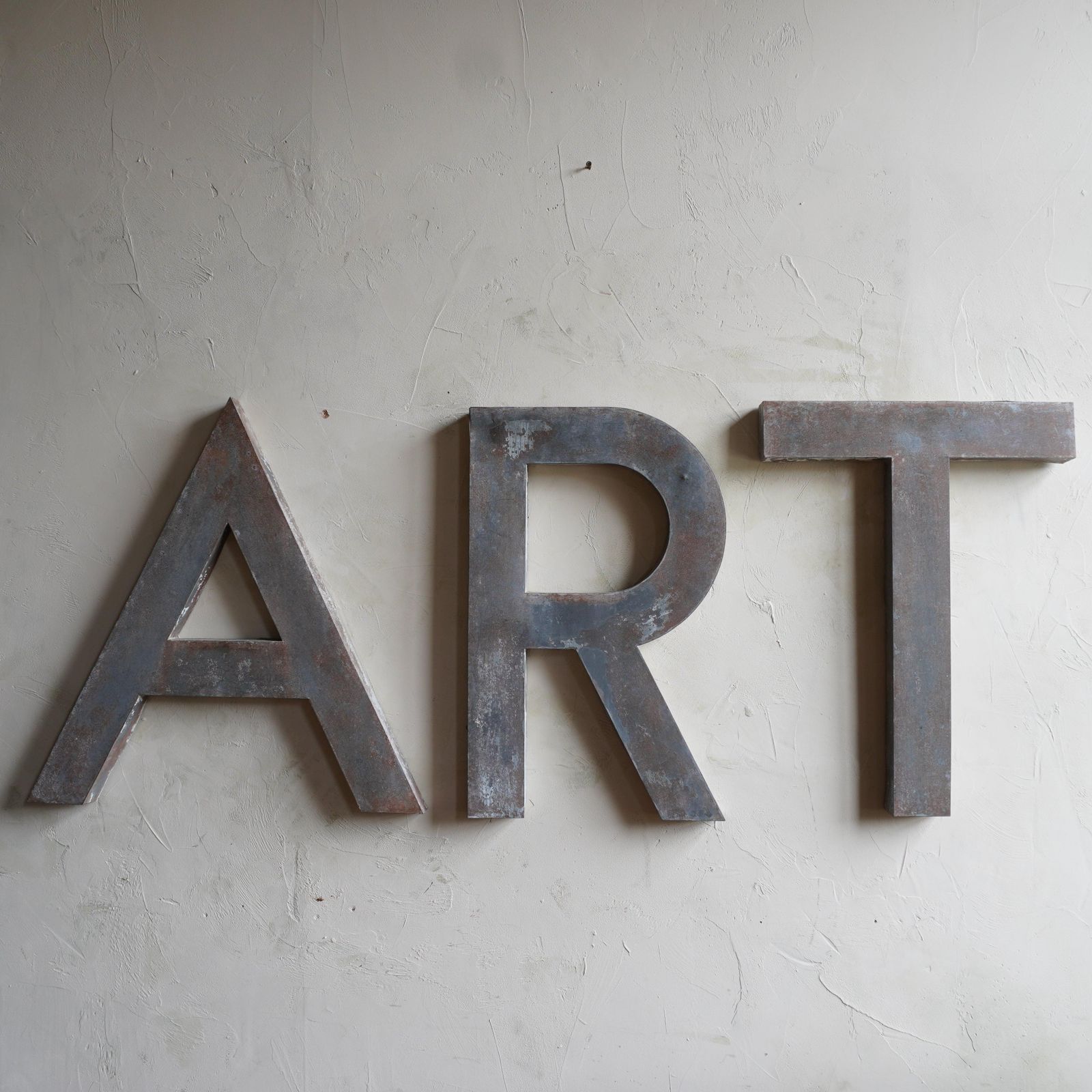 Distressed Metal Letters, Art, Mid 20th Century photo vinterior