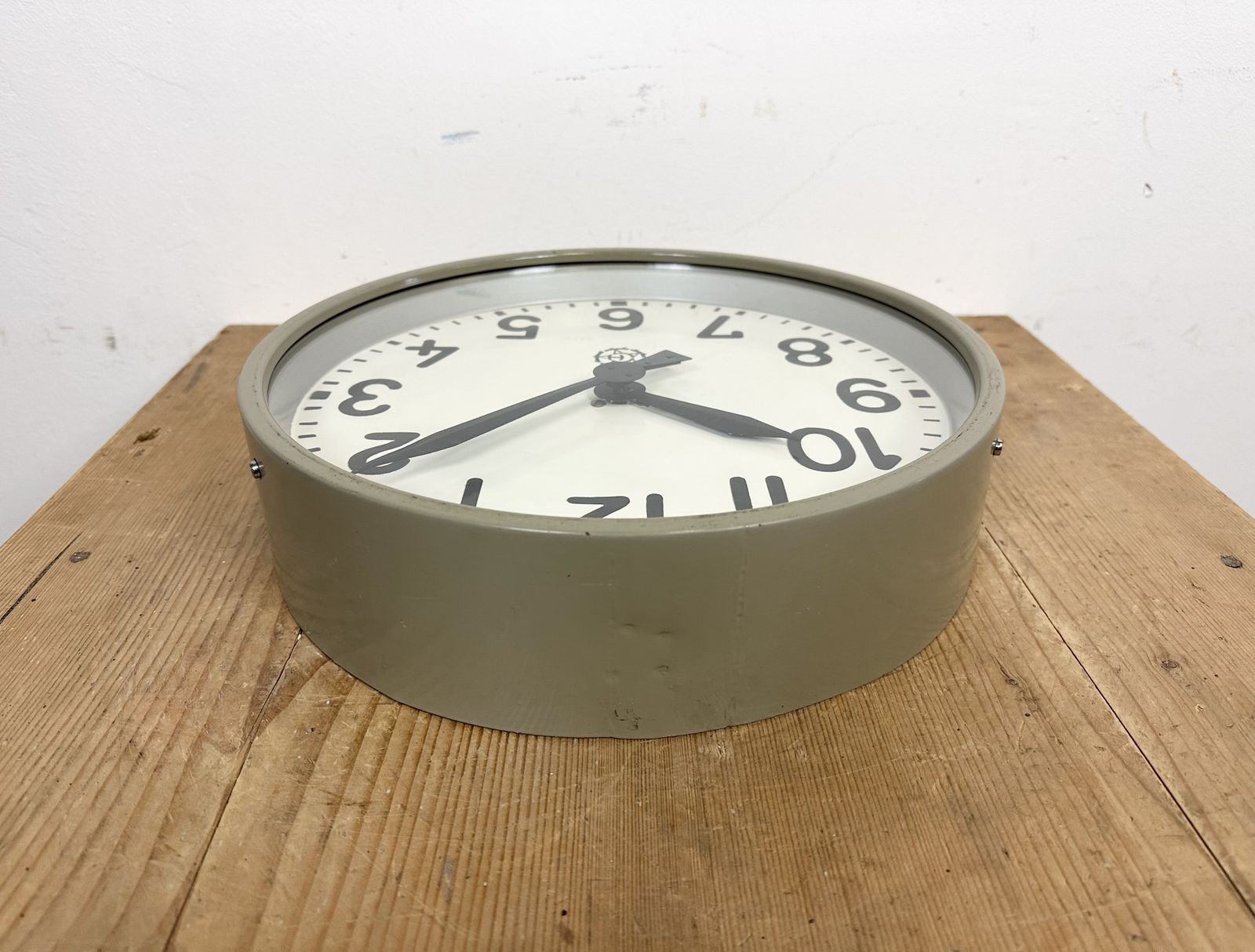 319.0 Industrial Factory Wall Clock From Chronotechna, 1950s, 2x photo