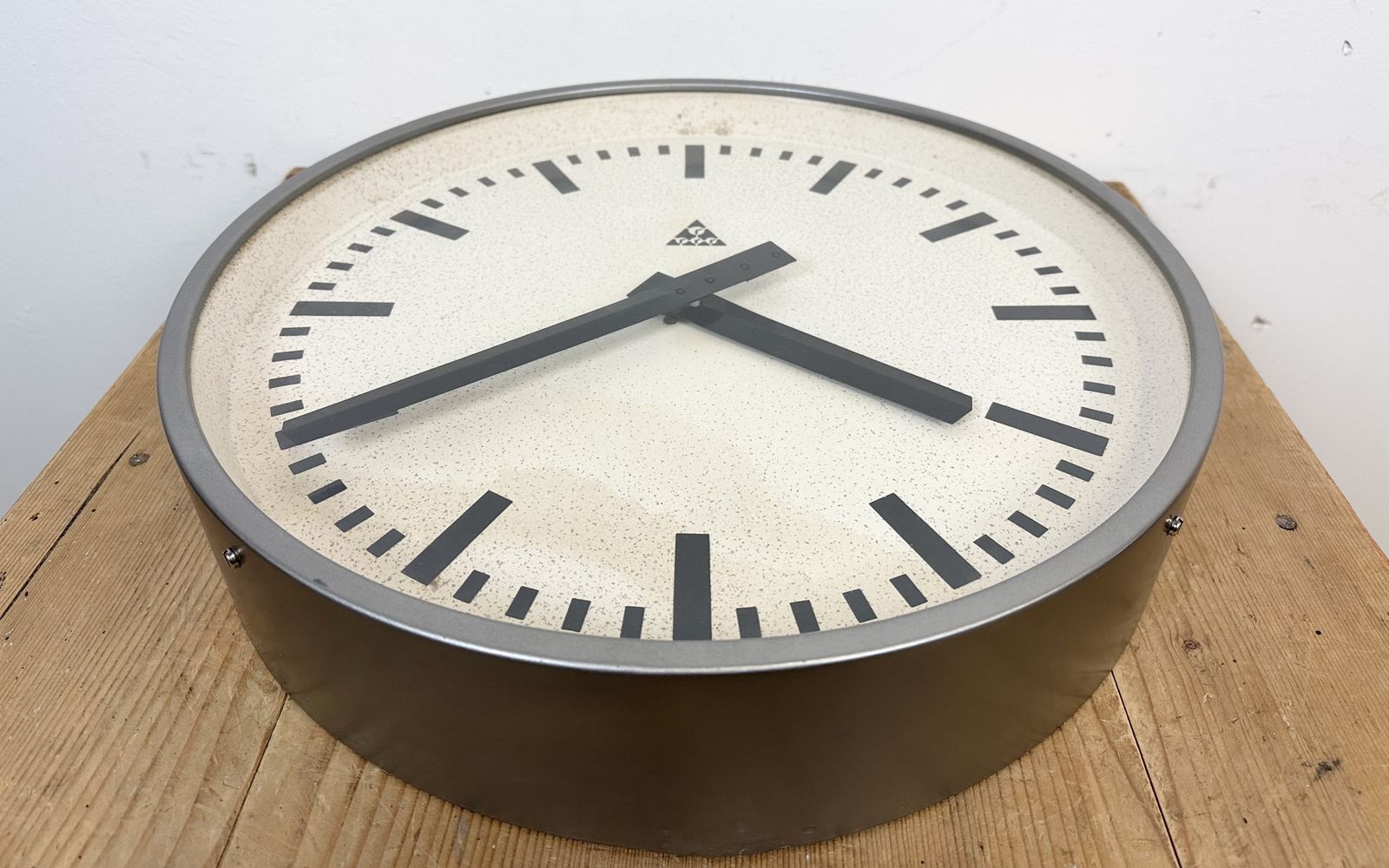 Large Grey Industrial Wall Clock From Pragotron, 1960s photo vintage